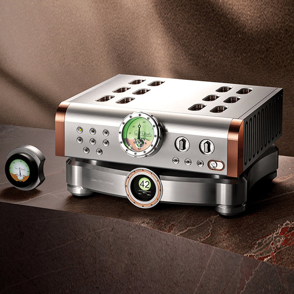 D'Agostino Momentum C2 Preamplifier